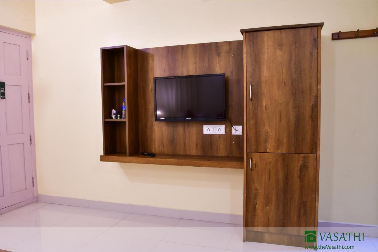 Vasathi Hotell Madikeri Eksteriør bilde