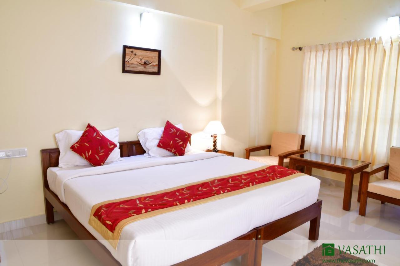 Vasathi Hotell Madikeri Eksteriør bilde