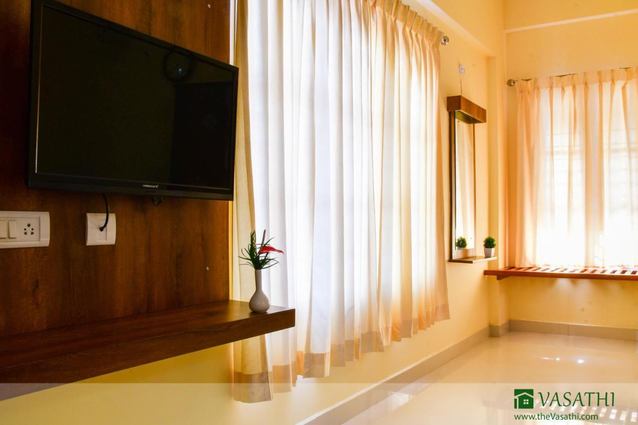 Vasathi Hotell Madikeri Eksteriør bilde