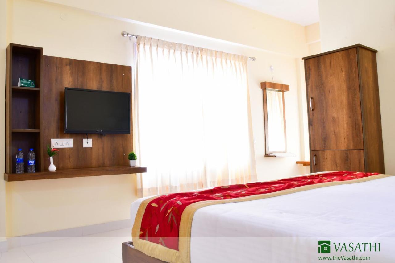 Vasathi Hotell Madikeri Eksteriør bilde