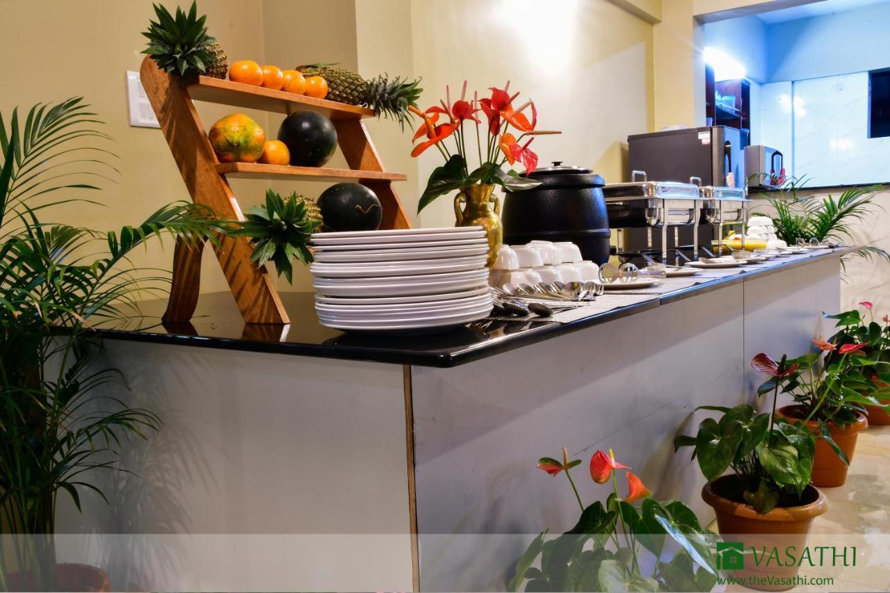 Vasathi Hotell Madikeri Eksteriør bilde